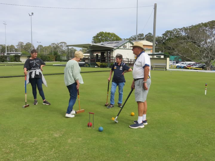 : Wynnum volunteers welcome an energetic visiting crew