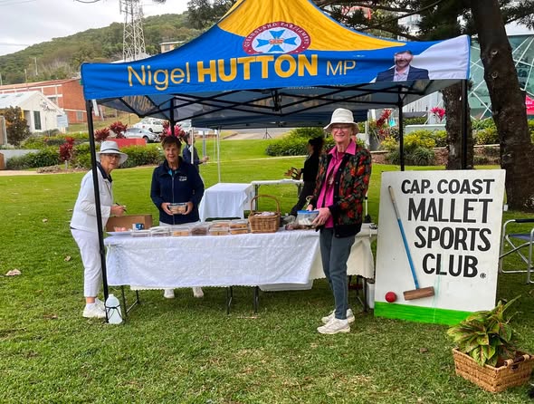 Capricorn Coast: Setting up at Beaman Park on a cold Saturday morning